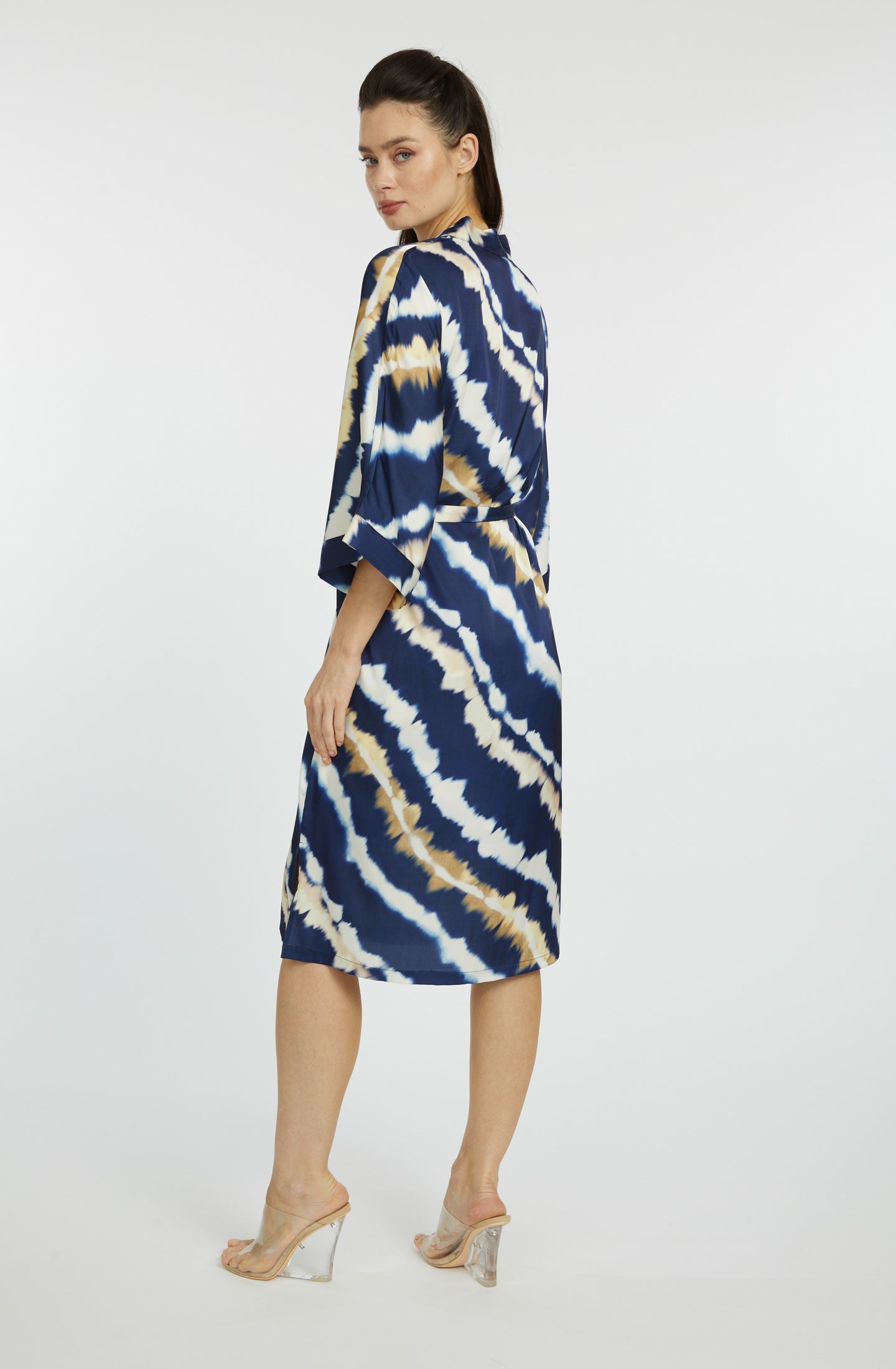 Mai Tai Moon Silky Kimono