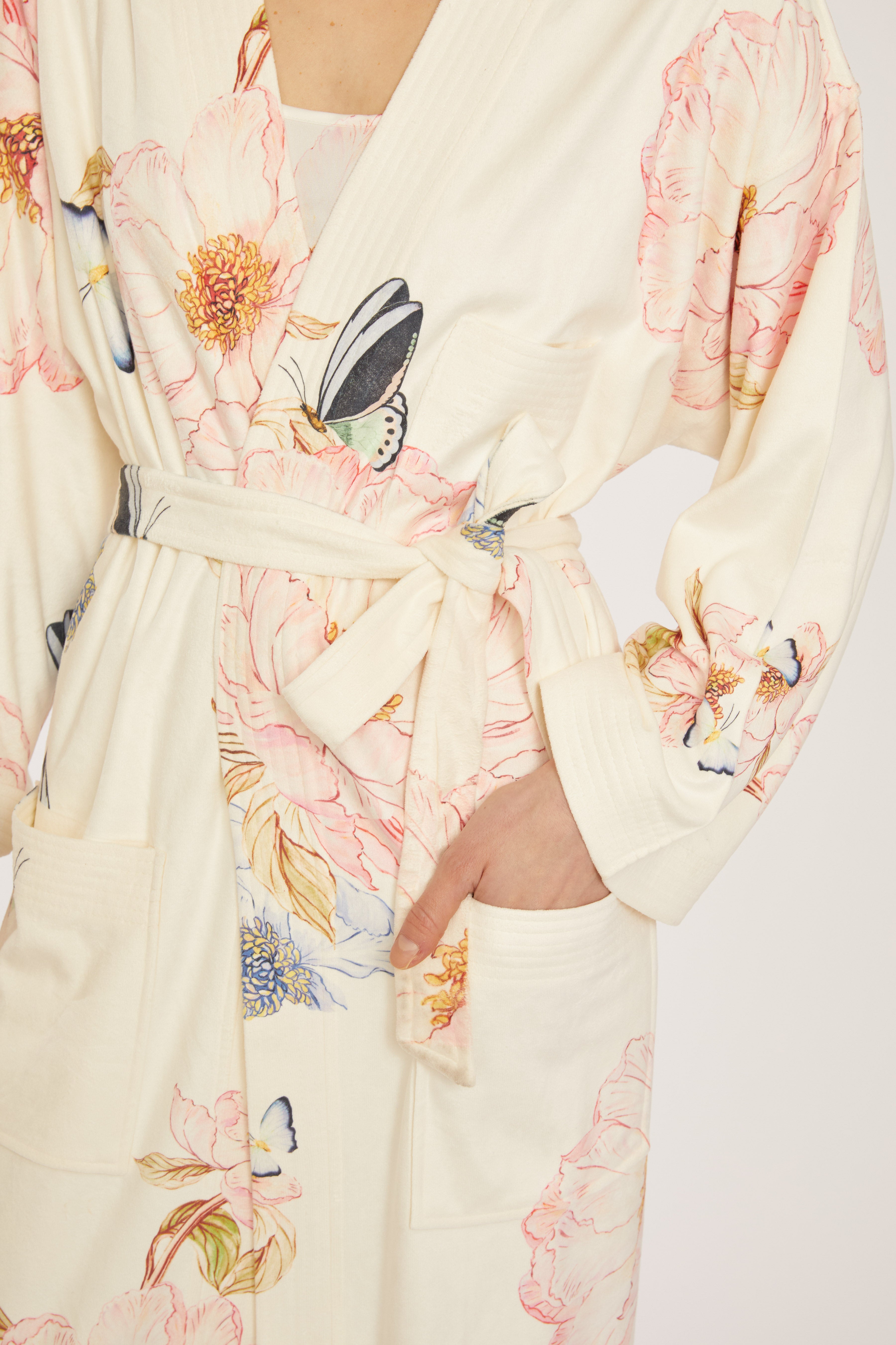 Florenza Kimono – Floral & Butterfly