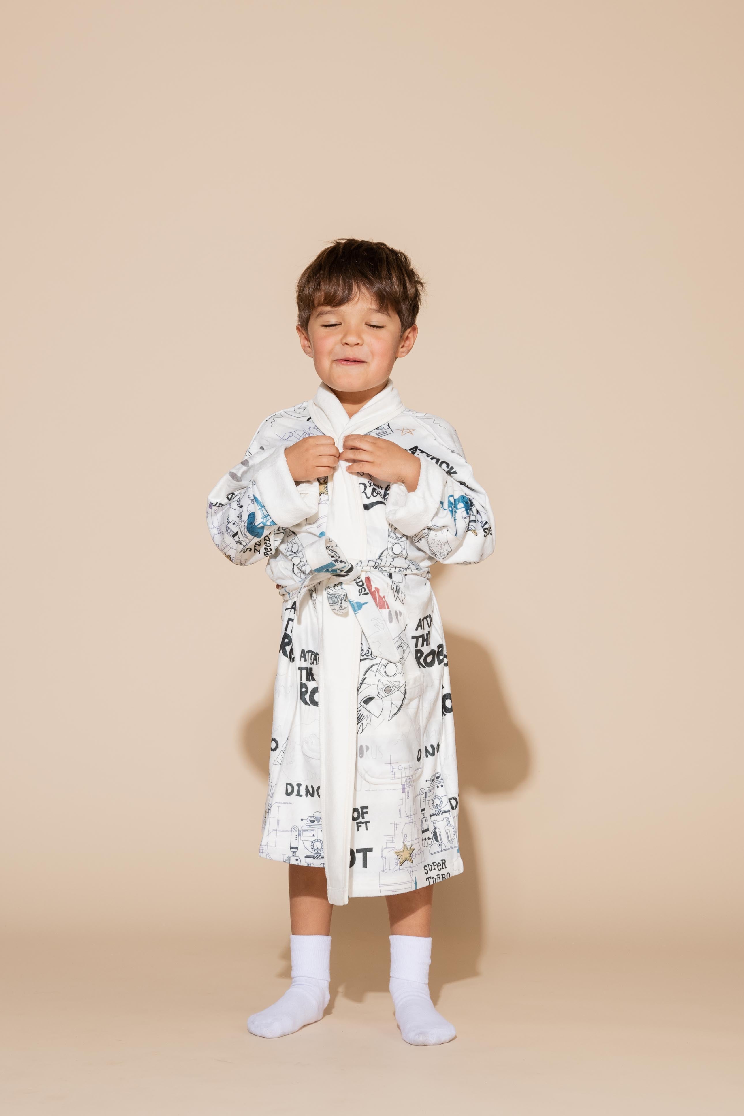 Robot Attacked Kids Robe
