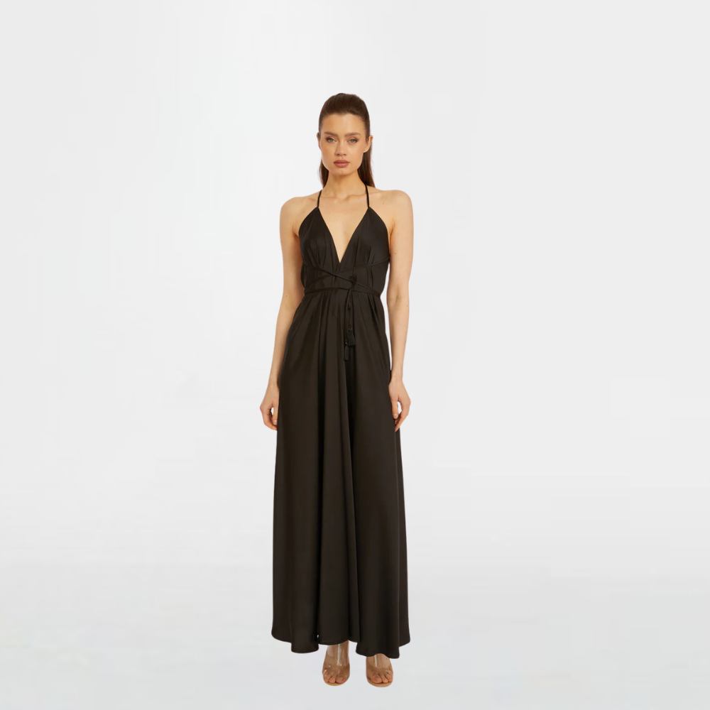 Style in Motion: Fluidity and Resort Elegance
