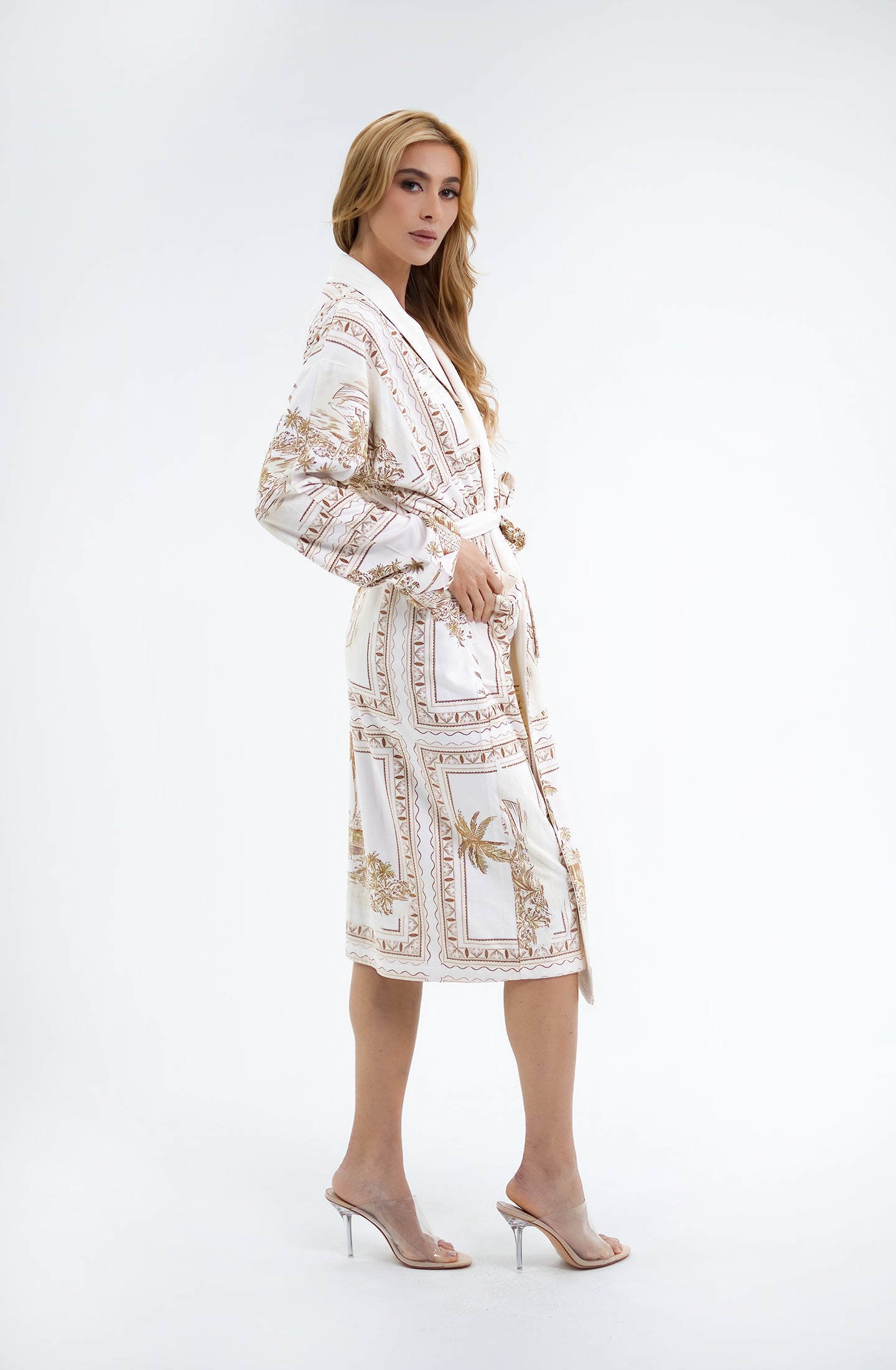 Bungalow Gold Long Robe | Luxury Tropical Toile Resort Robe