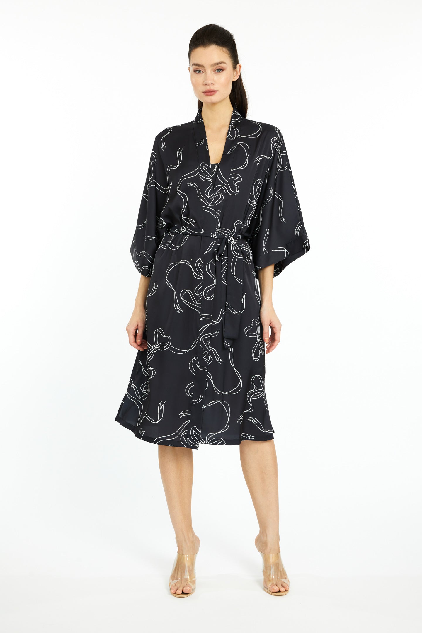 Bow Noir Silky Kimono