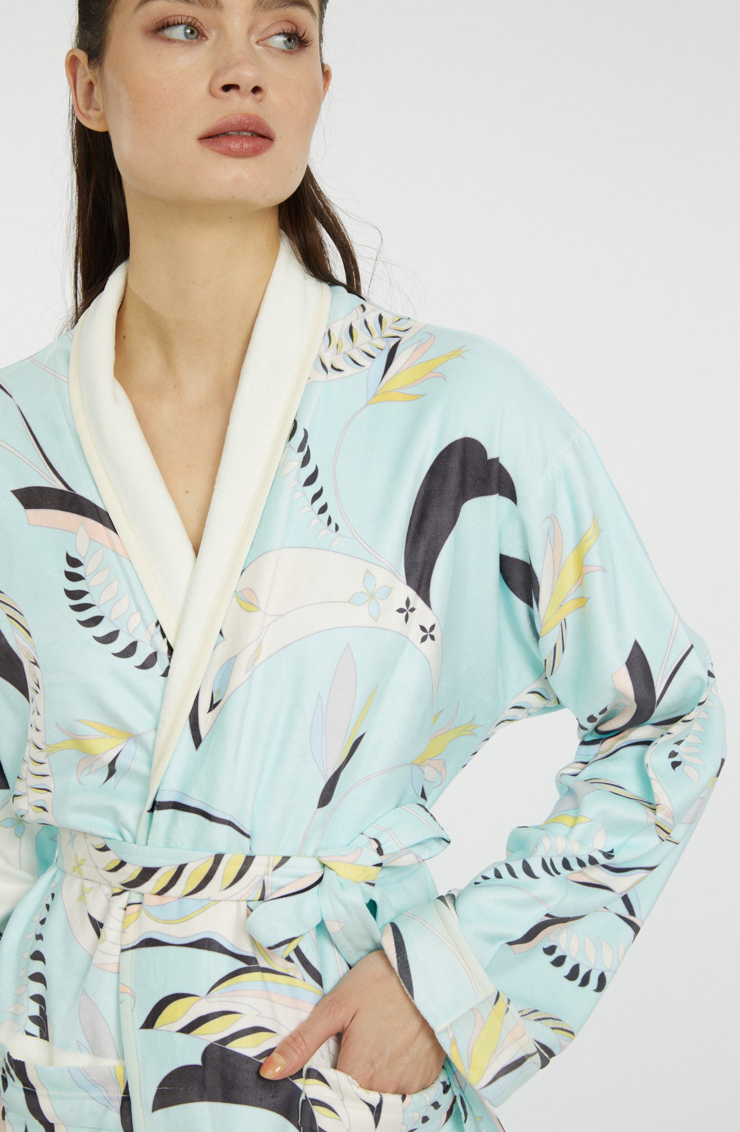 111-Blue Lagoon Short Robe